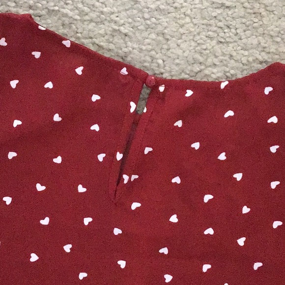 New, never worn SHEIN heart print puff sleeve peplum top, size medium - Picture 5 of 7